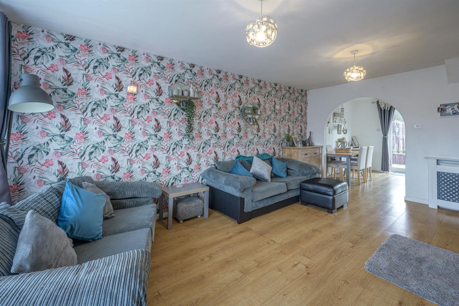 Rose Avenue, Kingswinford, DY6 8LE