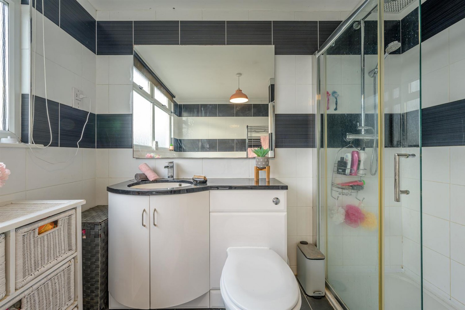 Rose Avenue, Kingswinford, DY6 8LE