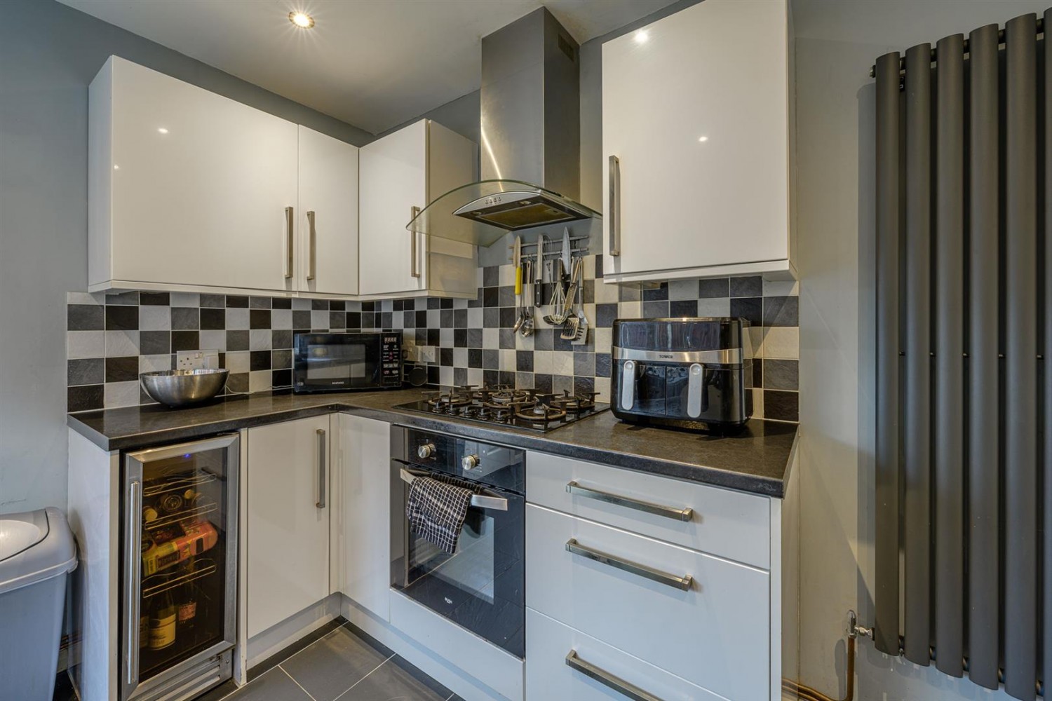 Rose Avenue, Kingswinford, DY6 8LE