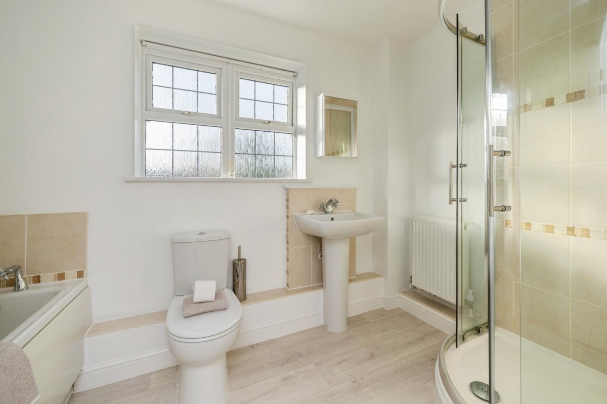 Wyndham Wood Close, Fradley, Lichfield