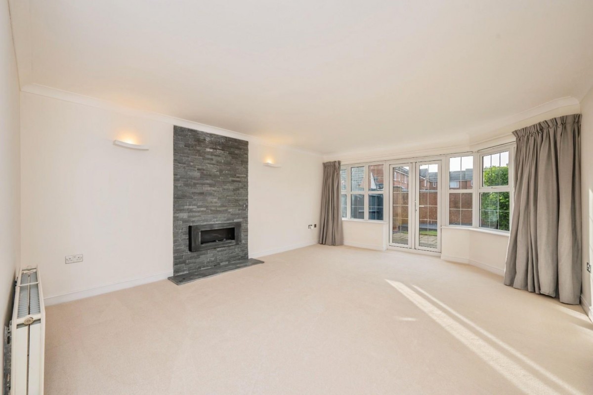 Wyndham Wood Close, Fradley, Lichfield