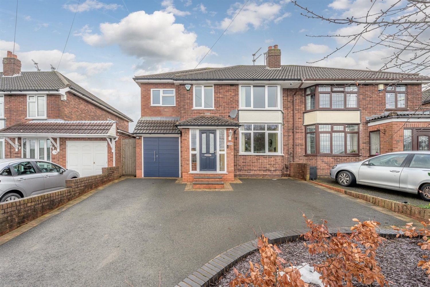 Standhills Road, Kingswinford, DY6 8JR