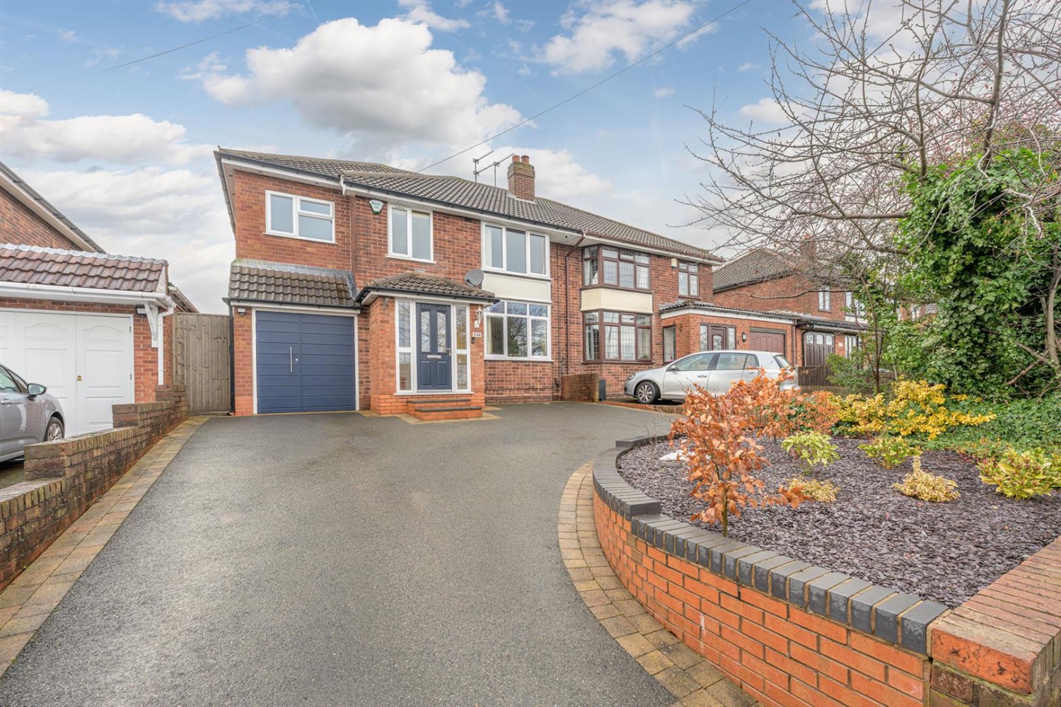 Standhills Road, Kingswinford, DY6 8JR