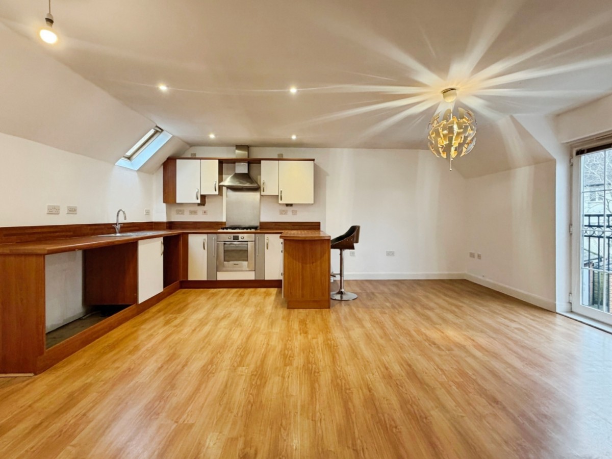 Coach House - Repton Park