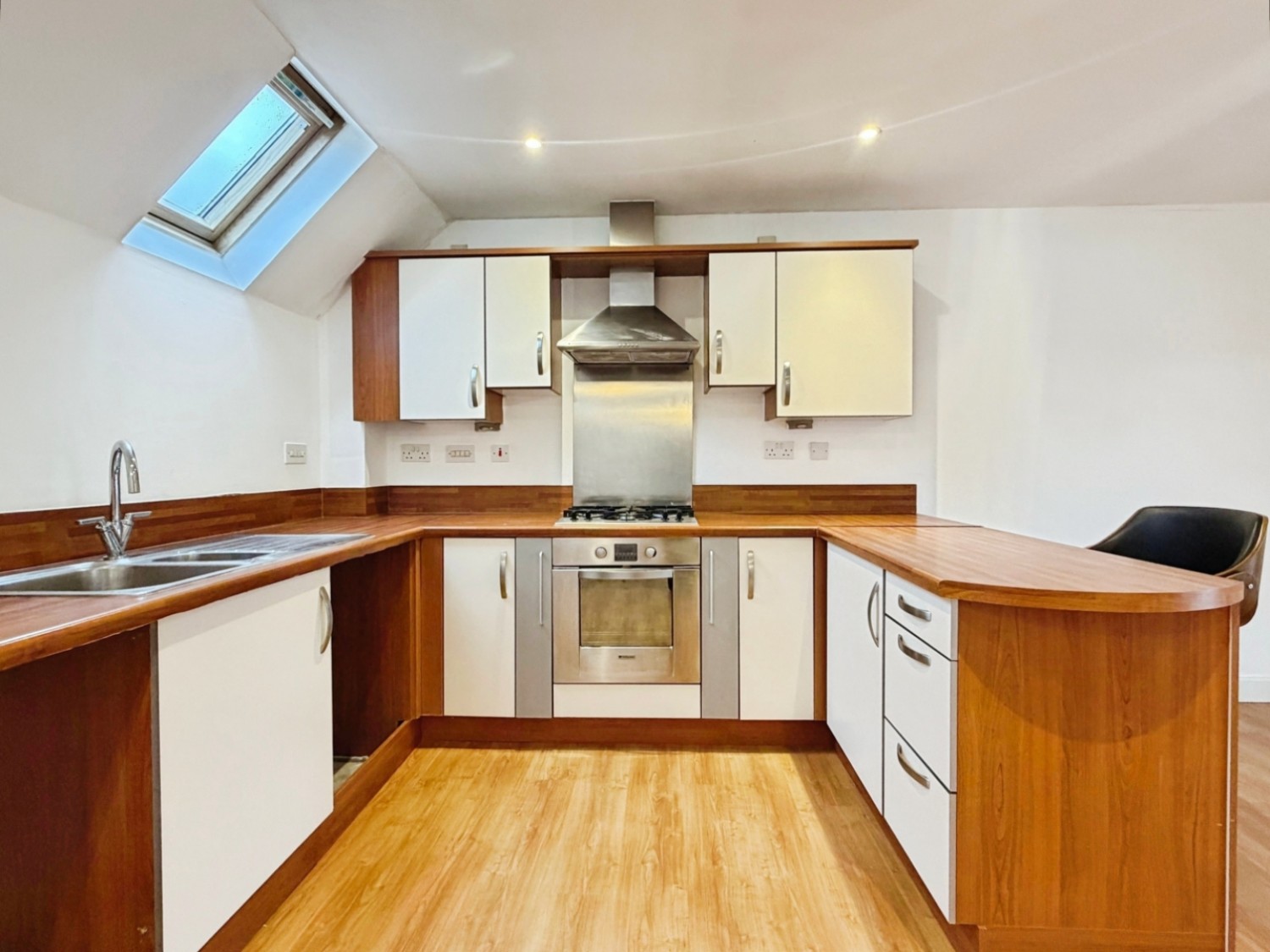 Coach House - Repton Park