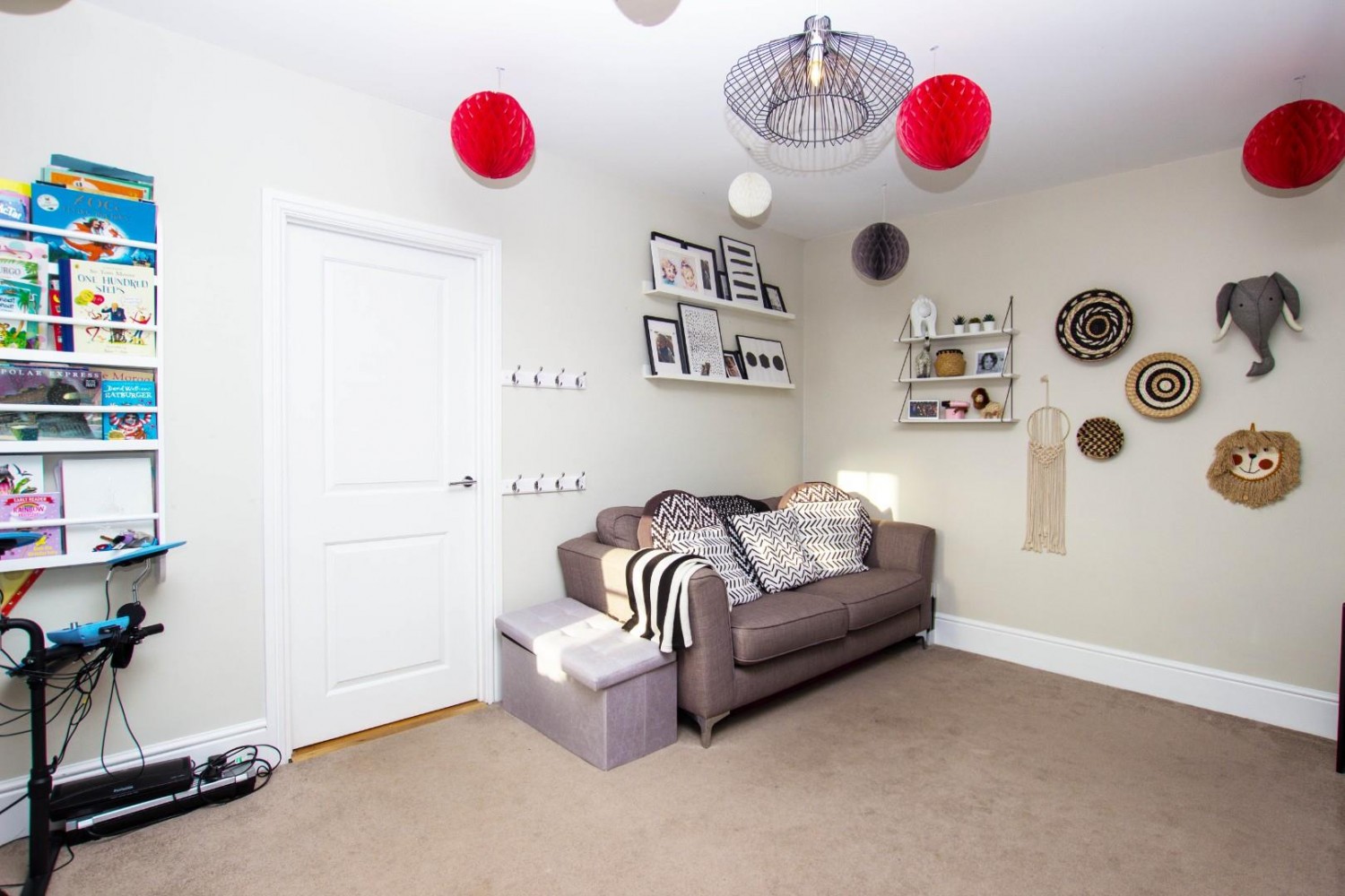 Featherstone Close, Buckshaw Village