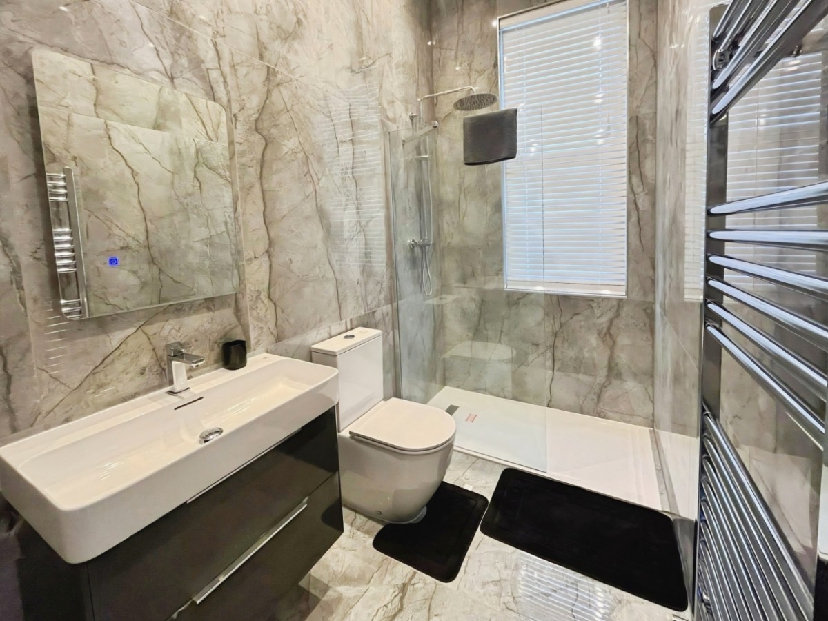 Uxbridge Road, Hanwell