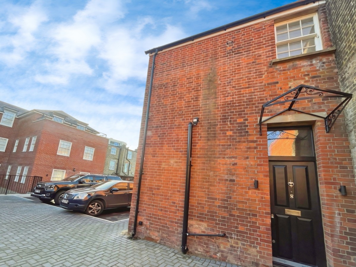 Uxbridge Road, Hanwell