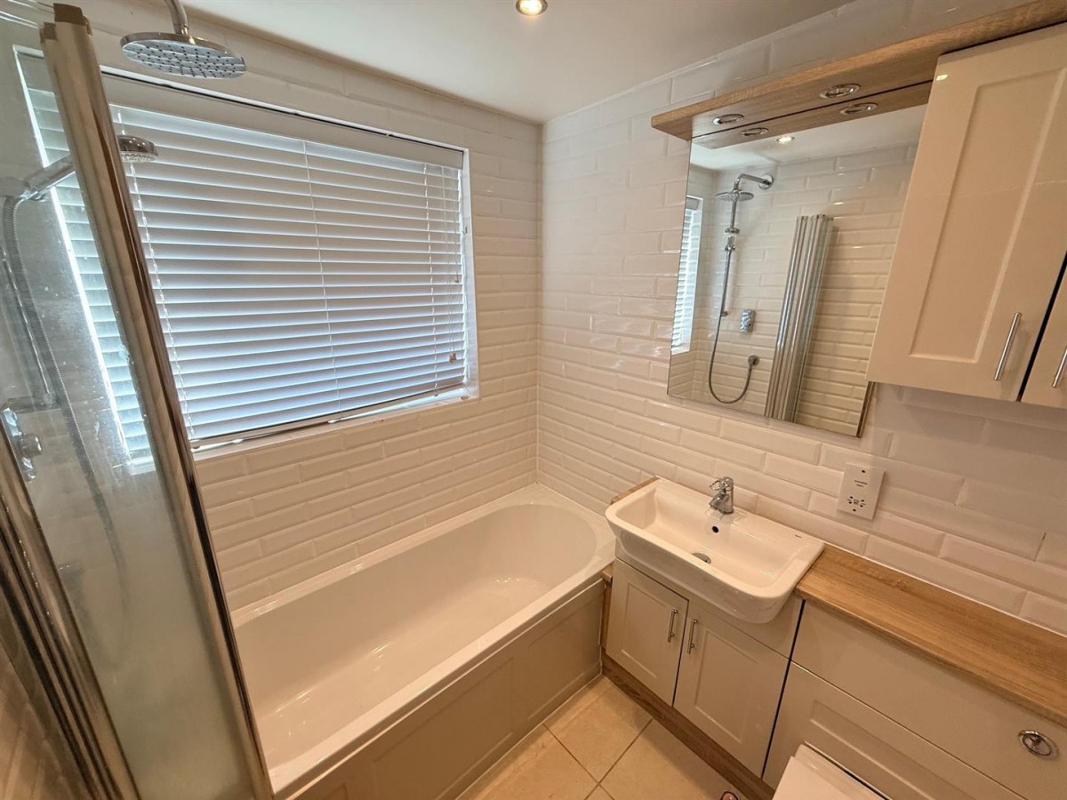 Austcliffe Road, Cookley, Kidderminster, DY10 3UR