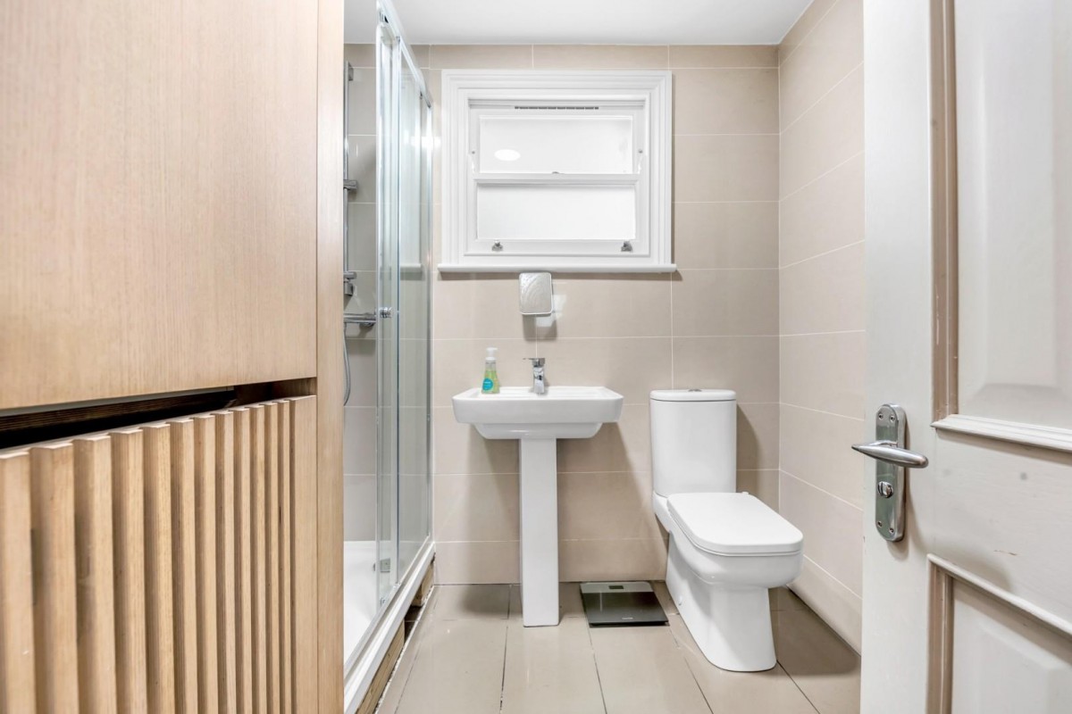 Brooke Road, London, N16