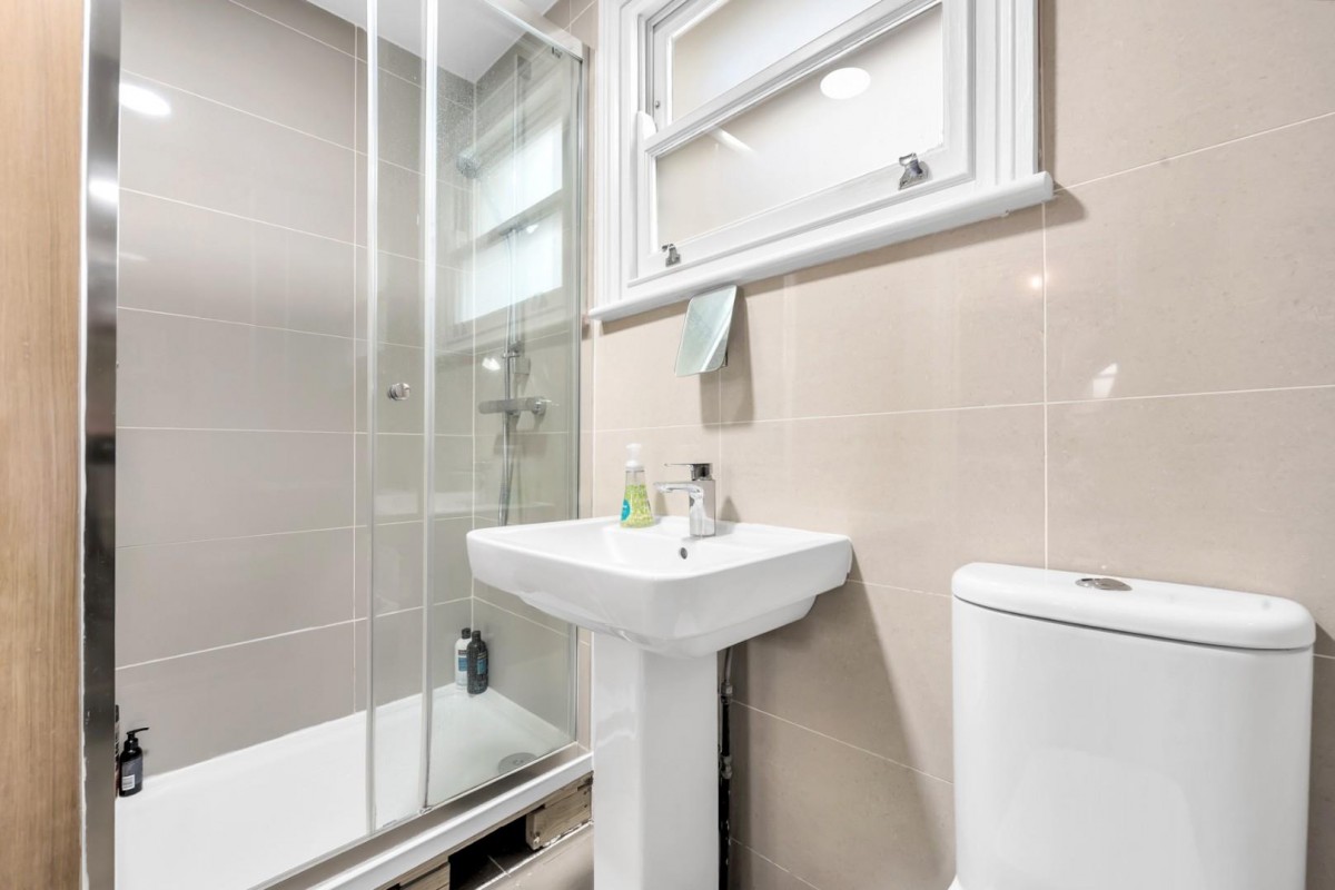 Brooke Road, London, N16