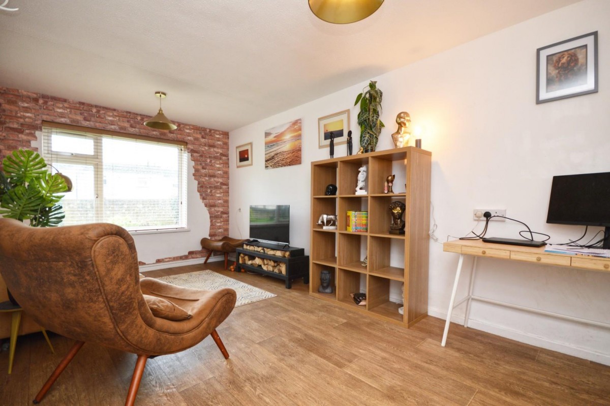 Button Close, Bristol