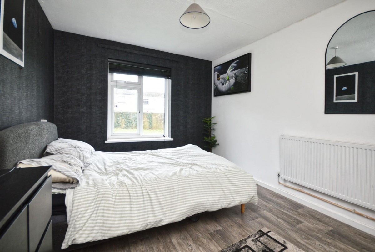 Button Close, Bristol