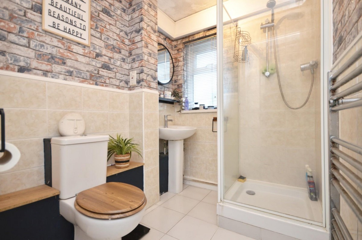 Button Close, Bristol