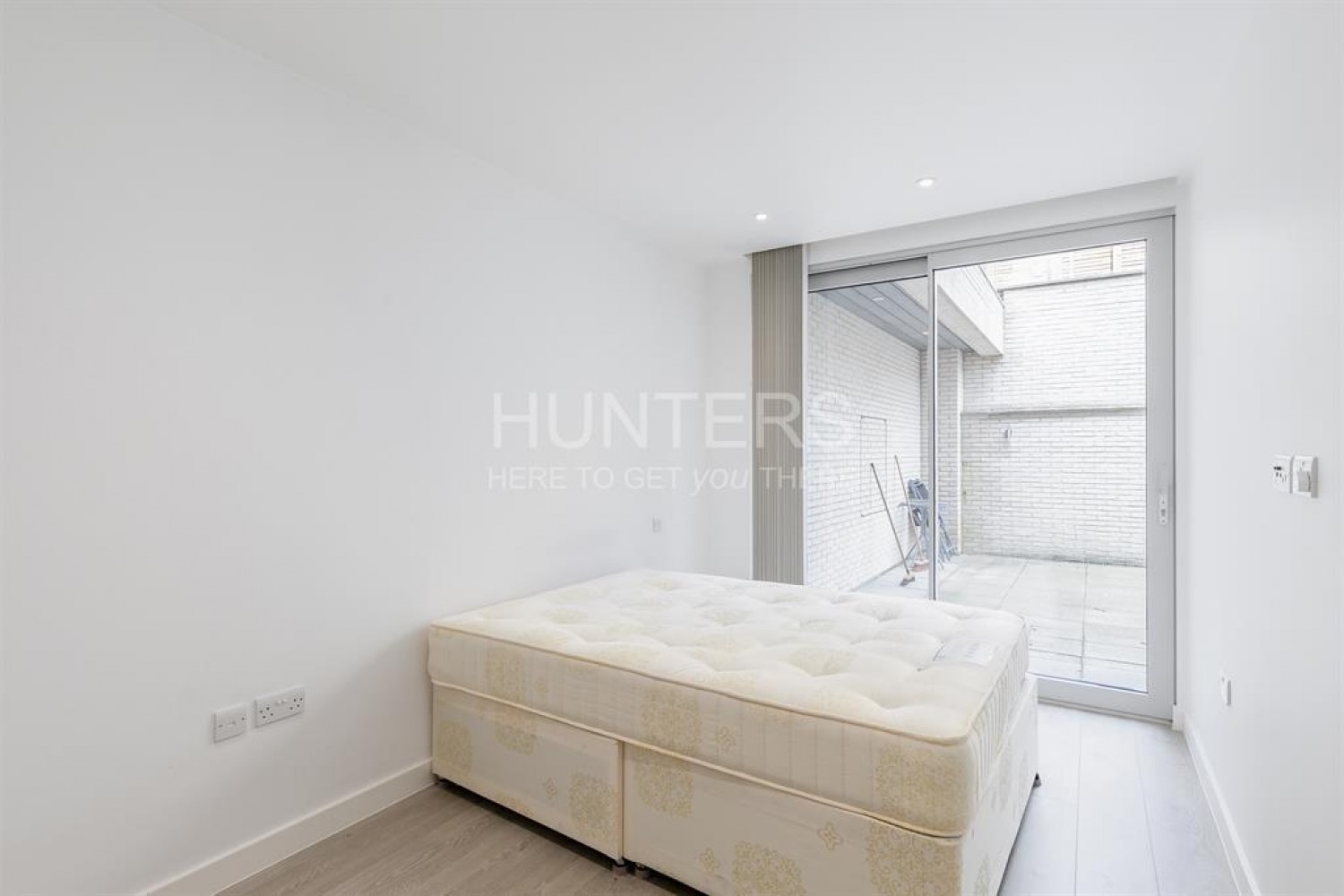 Seven Sisters Road, London, N4