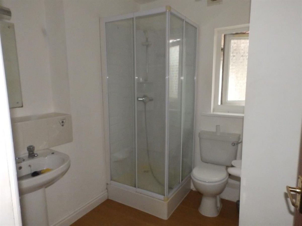 Enfield Road, Ellesmere Port, Cheshire, CH65 8DA