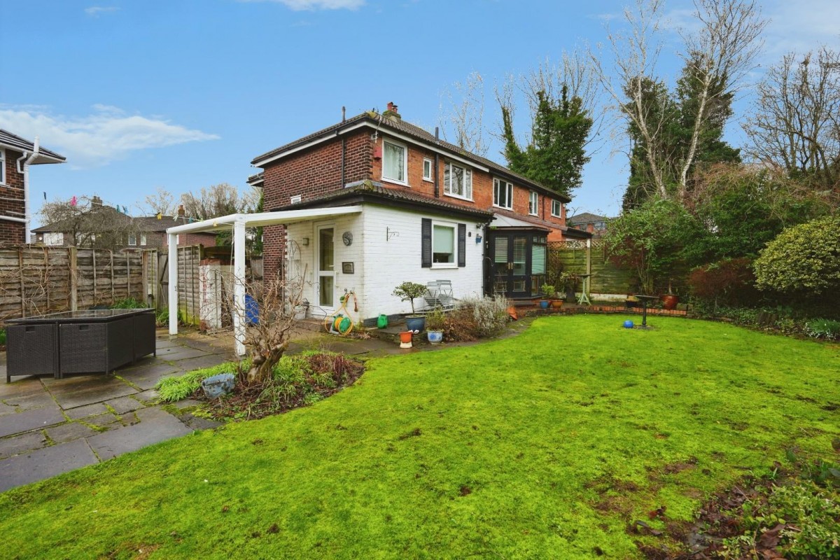 Crombie Ave, Northenden, Manchester