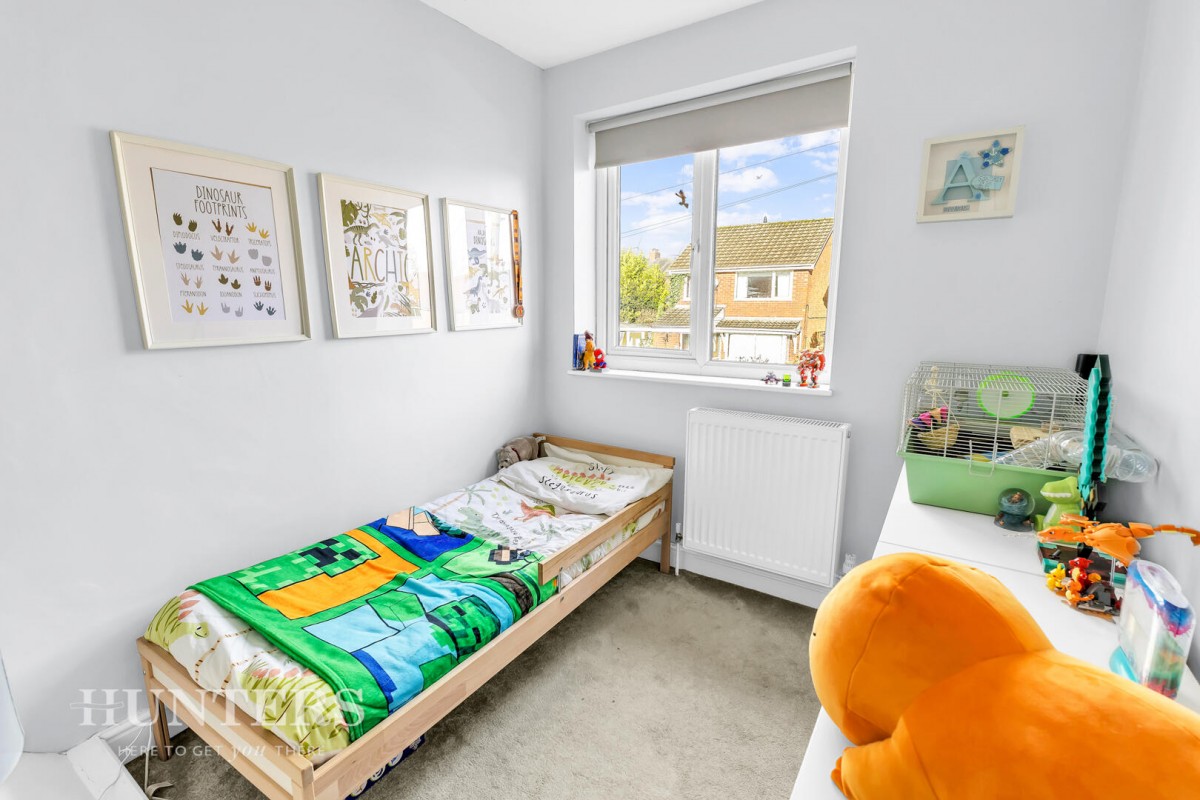 Petts Crescent, Littleborough OL15 8ED