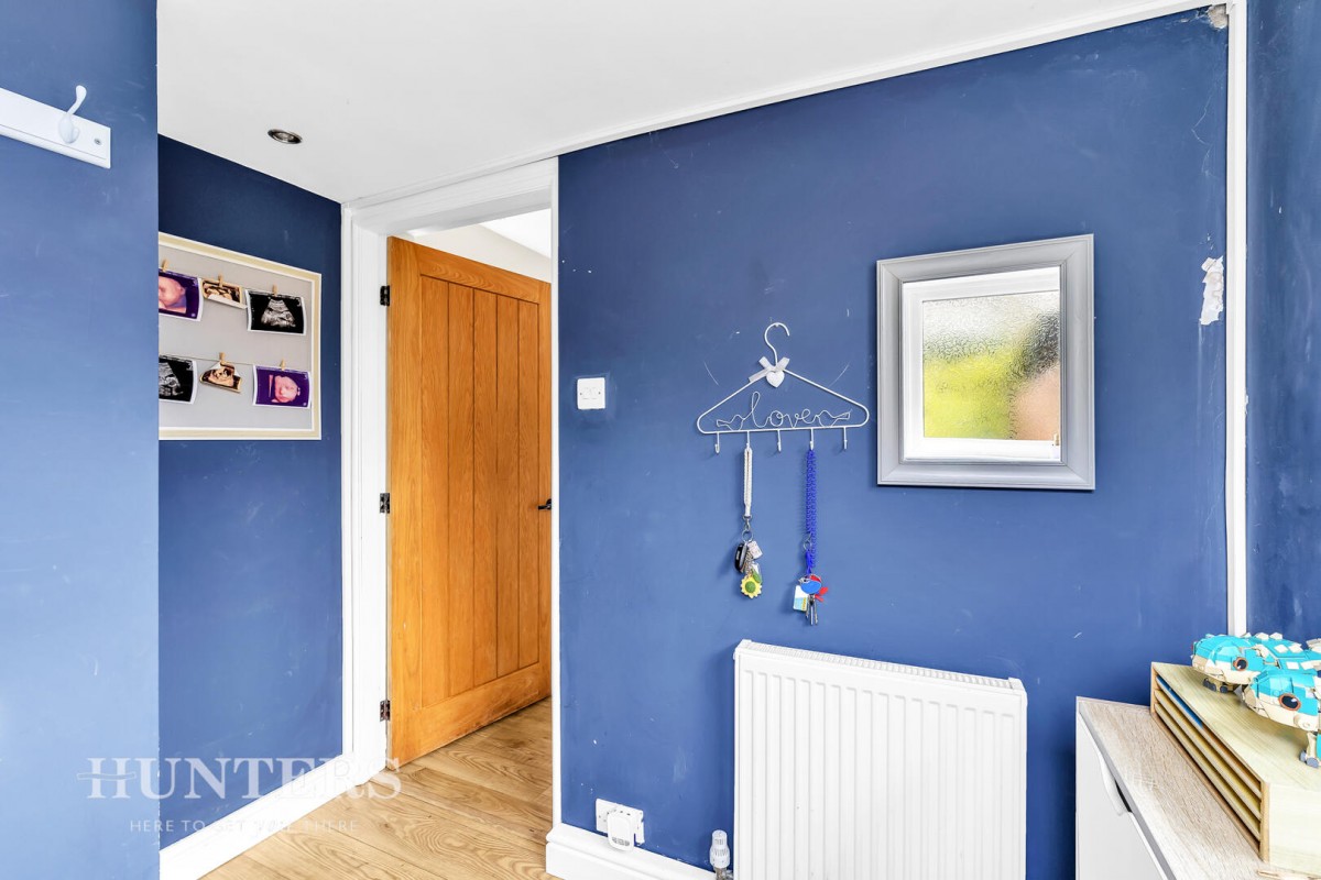 Petts Crescent, Littleborough OL15 8ED