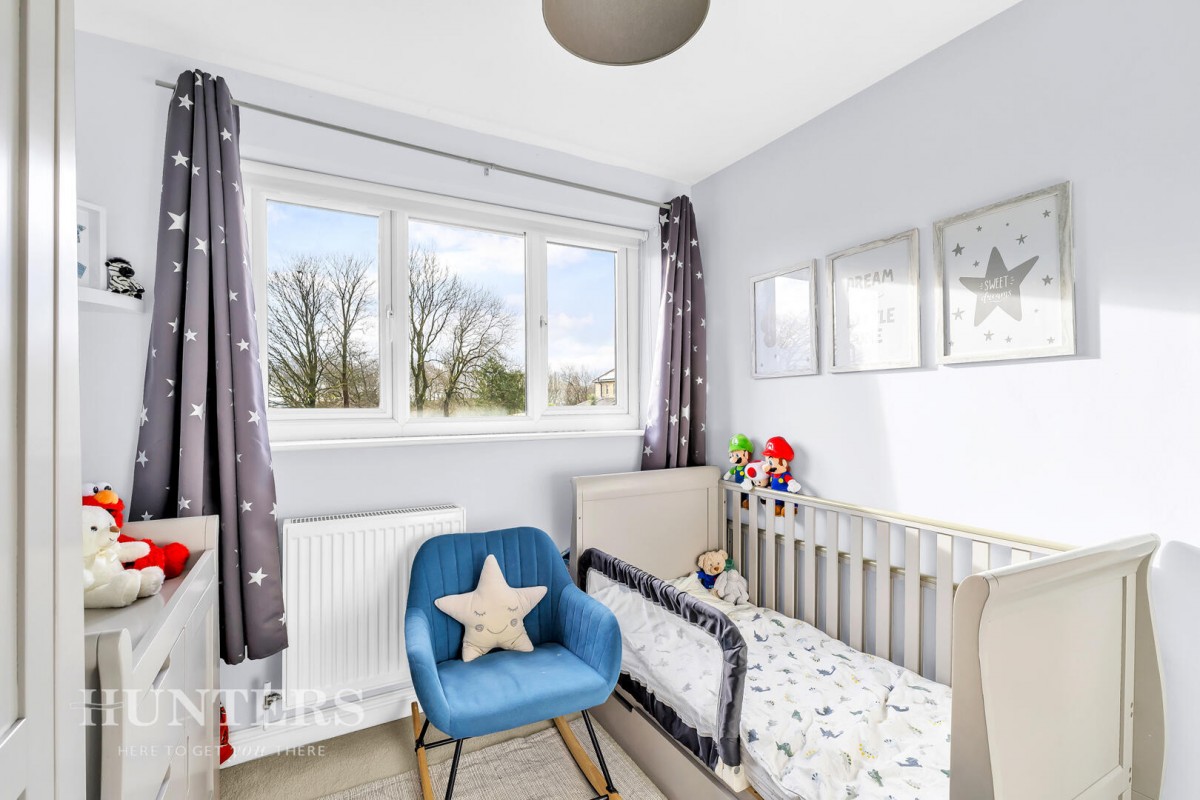 Petts Crescent, Littleborough OL15 8ED