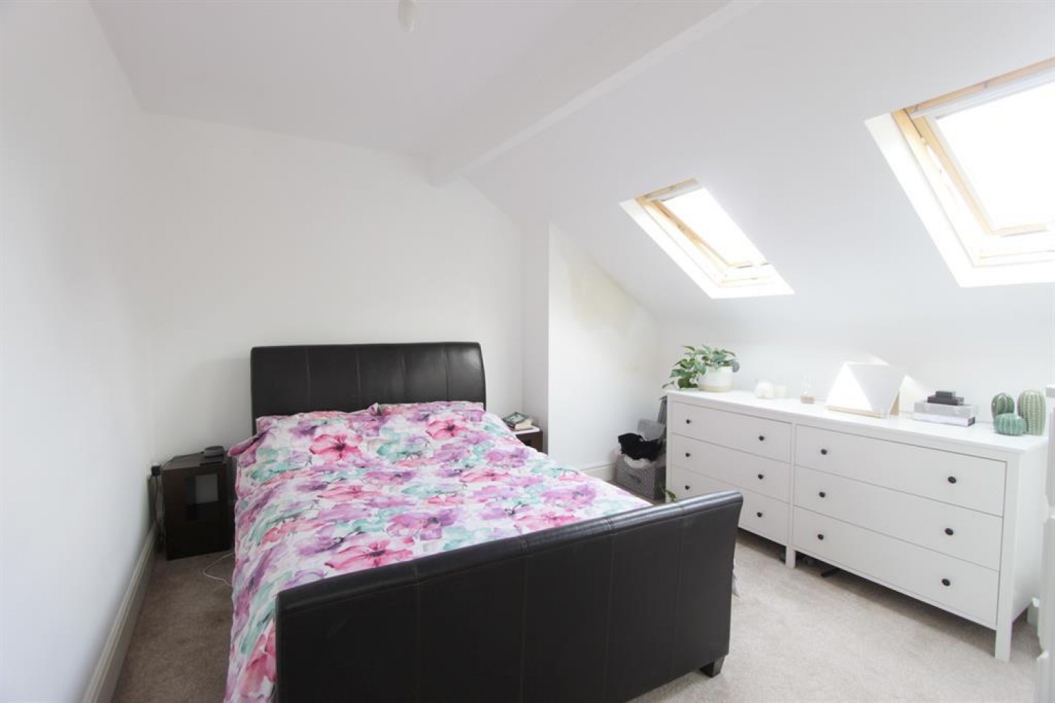 Onslow Road, Sheffield, S11 7AF
