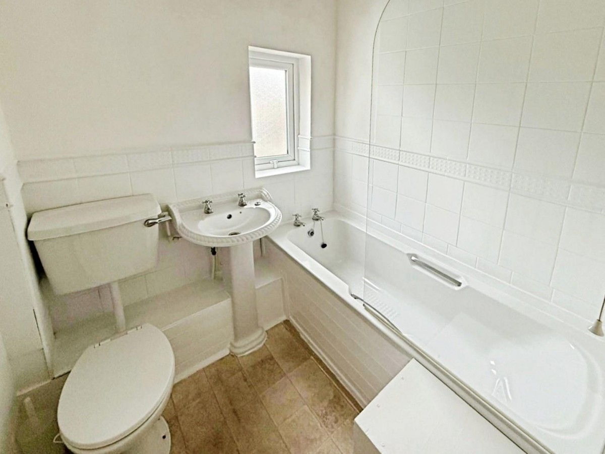 Steere Avenue, Tamworth