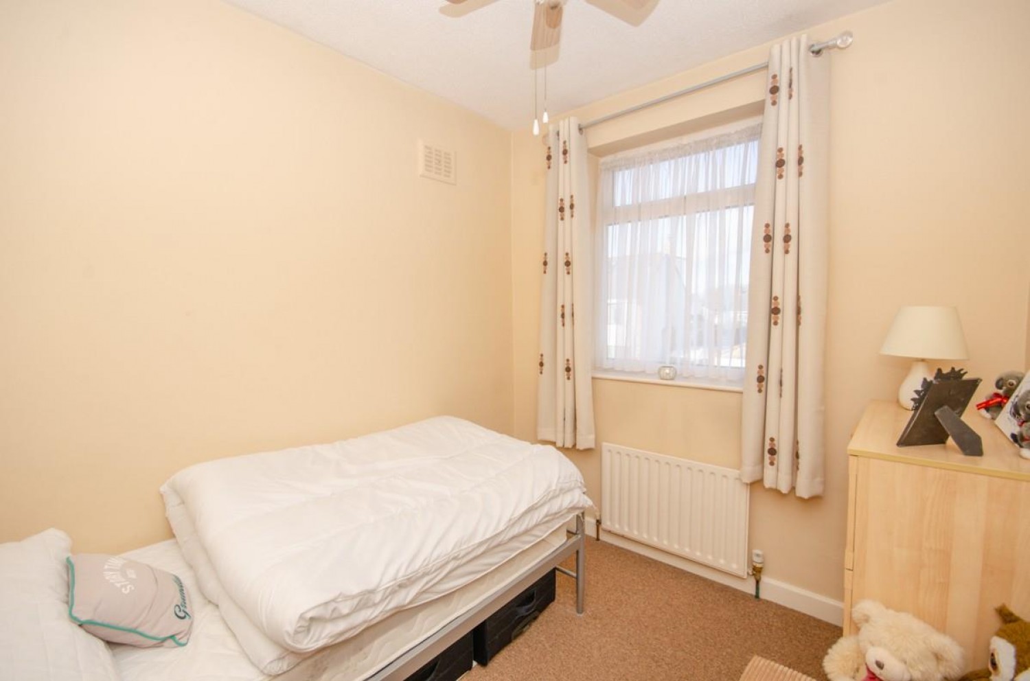 Bridgeleap Road, Downend. Bristol, BS16 6TP