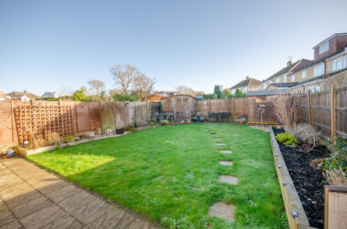 Bridgeleap Road, Downend. Bristol, BS16 6TP