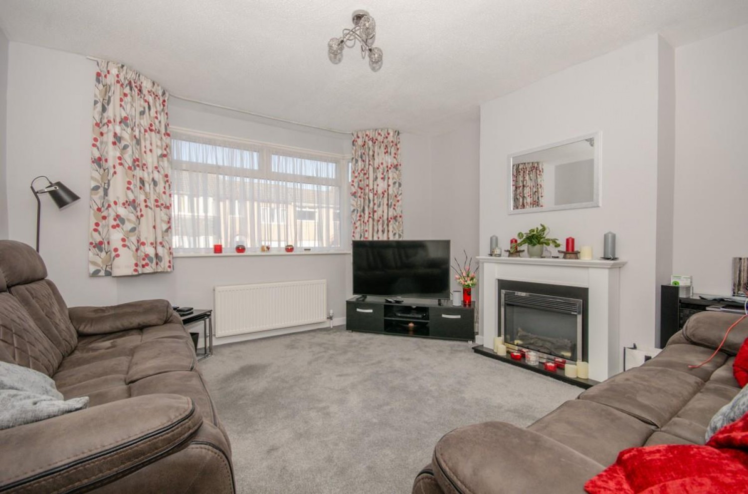 Bridgeleap Road, Downend. Bristol, BS16 6TP