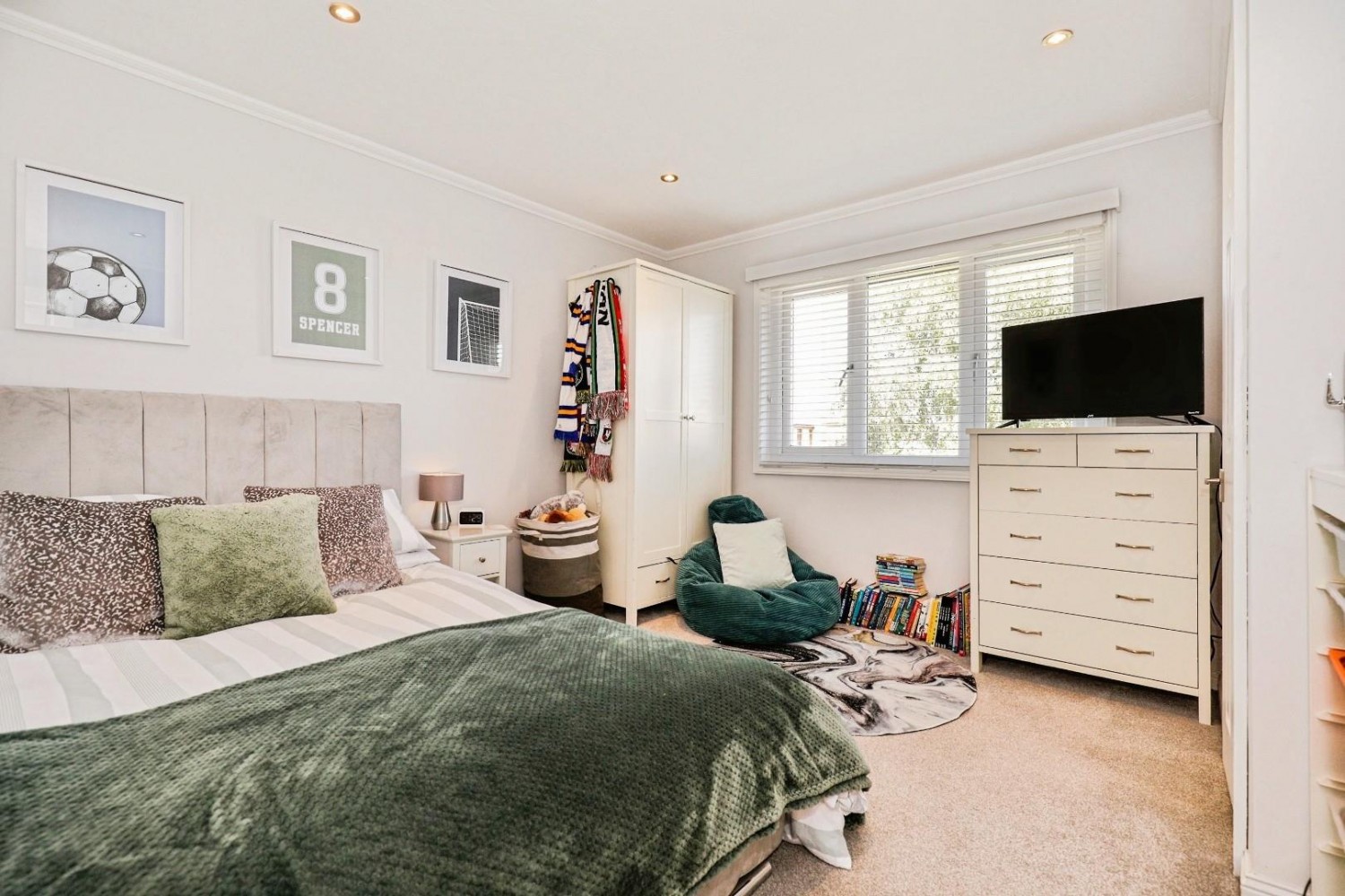 Arthurs Close, Harrogate, HG2 0EF