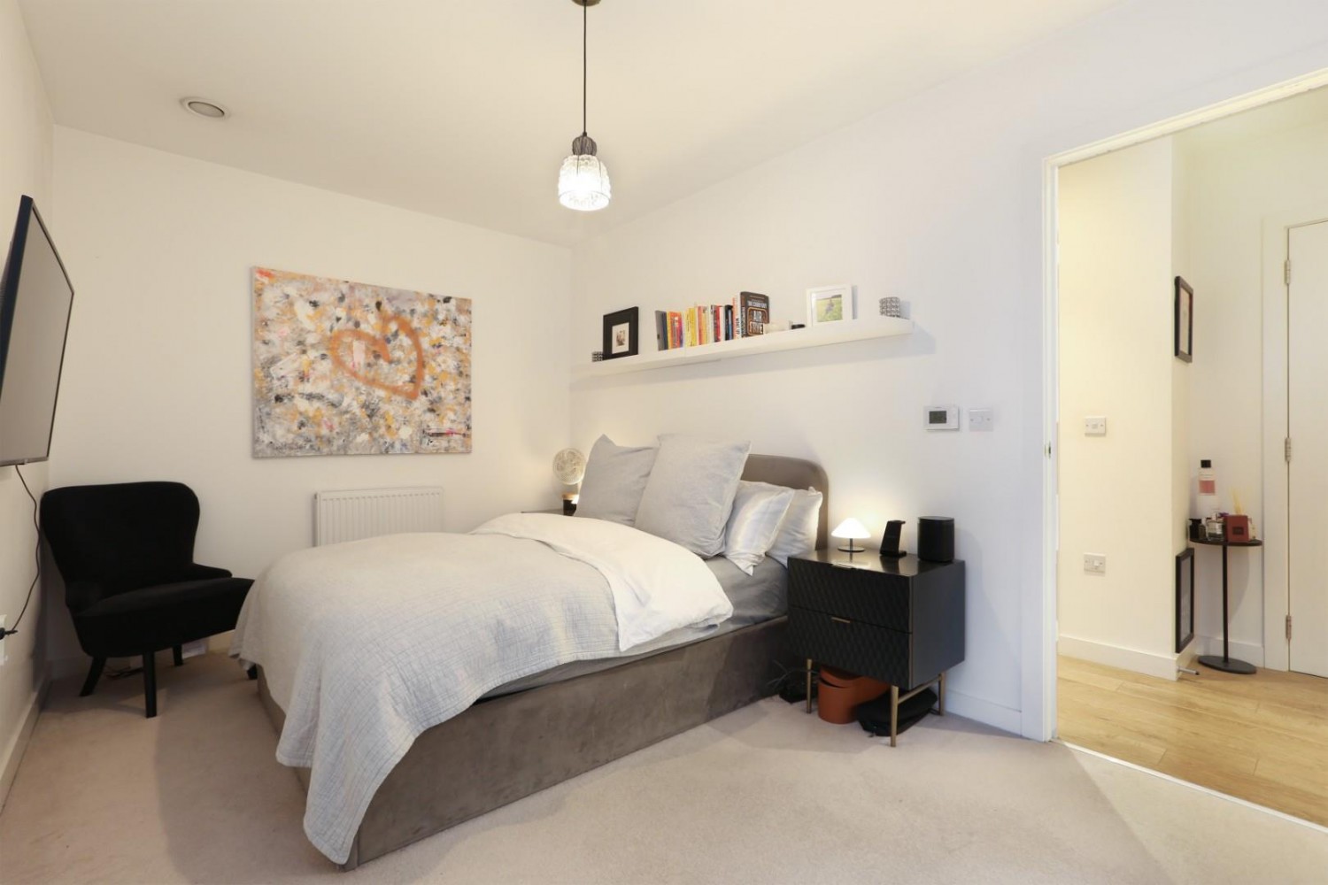 Lomond Grove, London, SE5