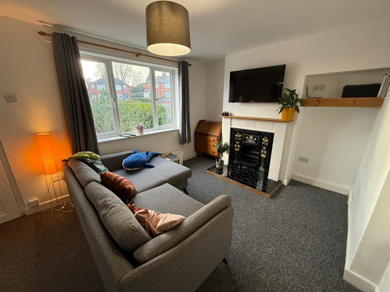 Summer Road, Rowley Regis, B65 9QG