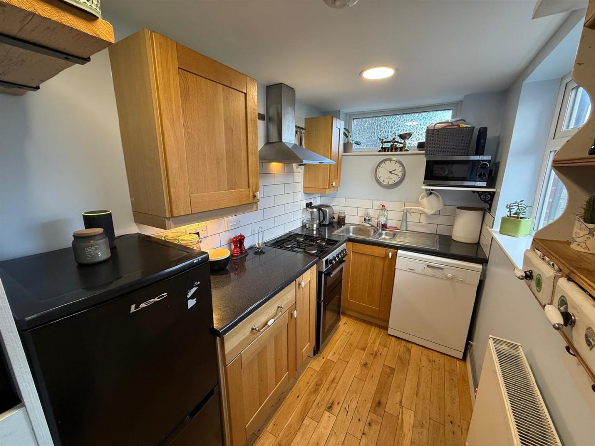 Summer Road, Rowley Regis, B65 9QG