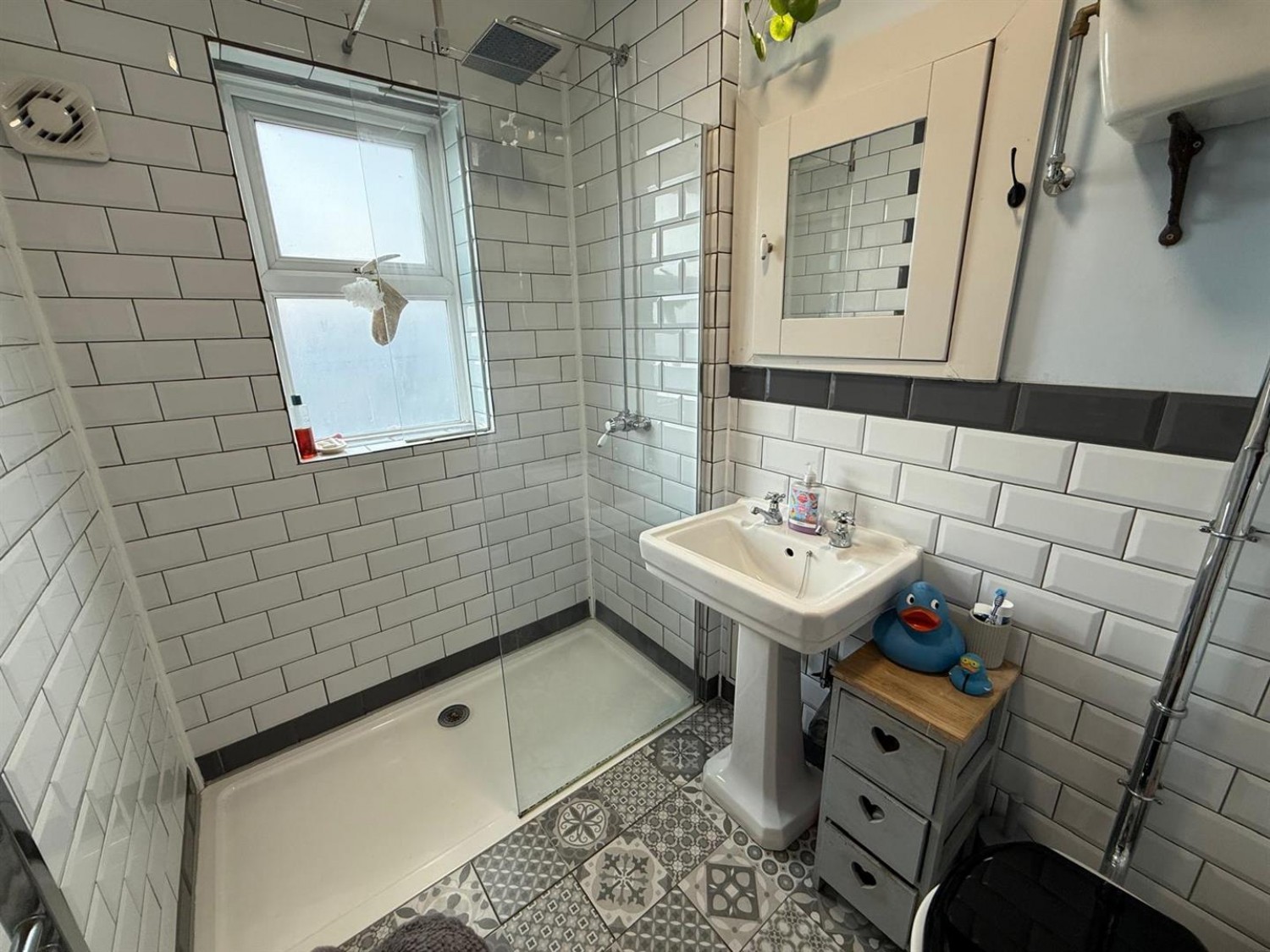 Summer Road, Rowley Regis, B65 9QG