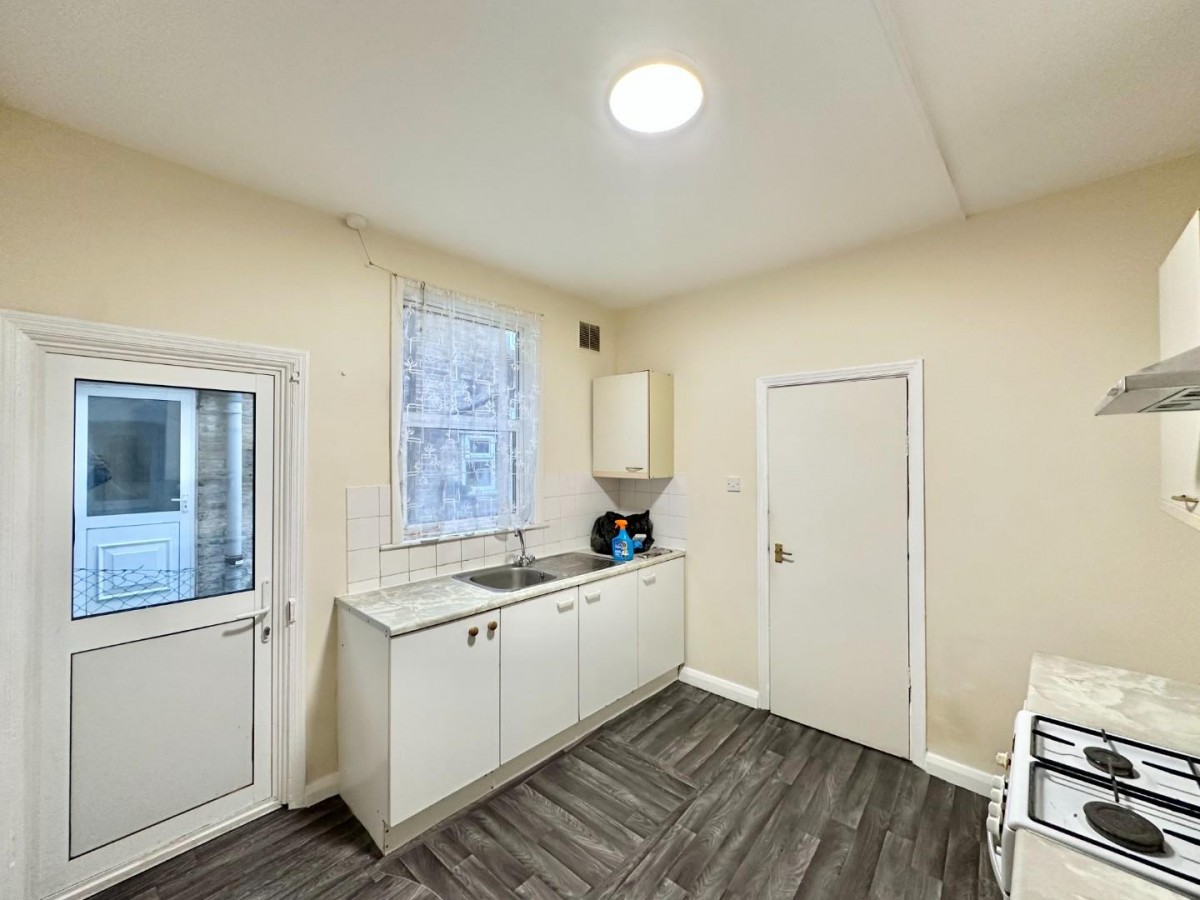 Mount Avenue, Southall