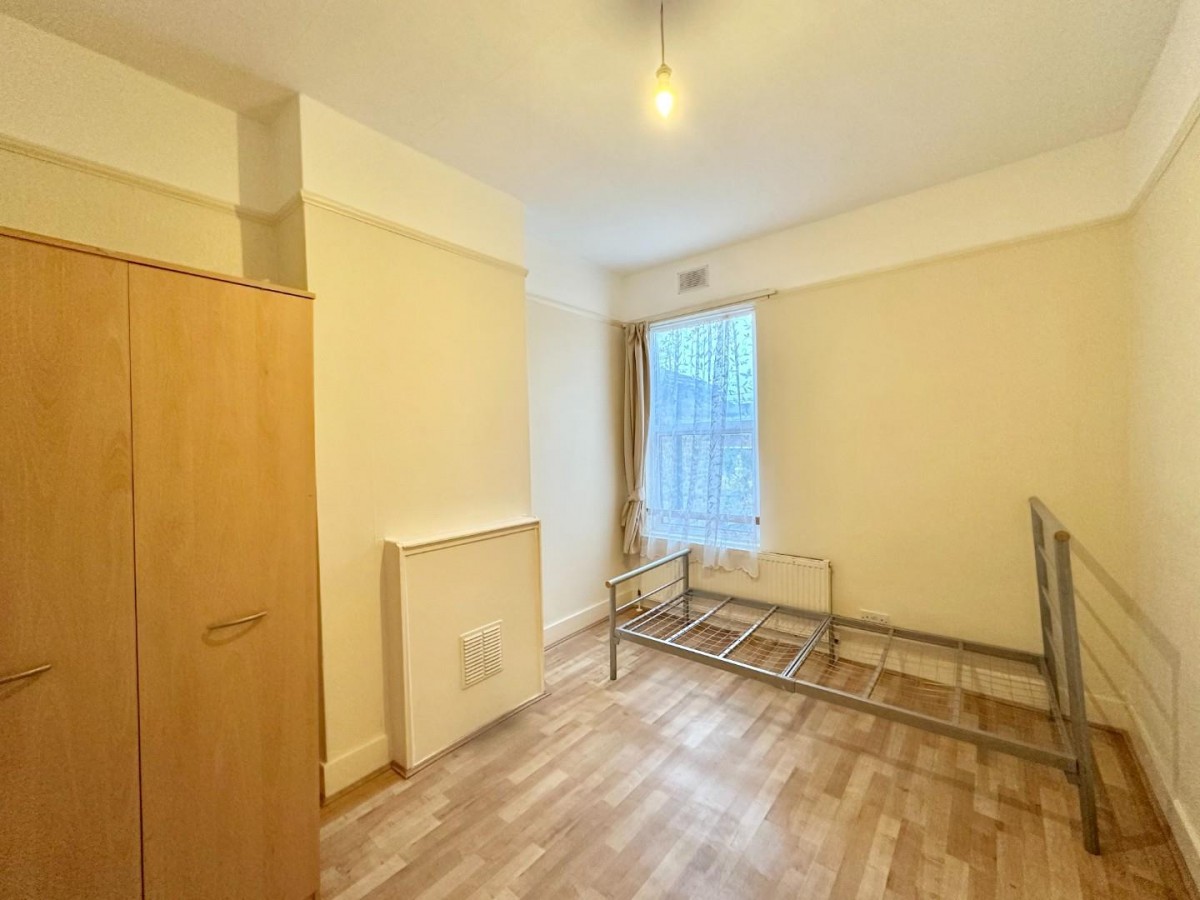 Mount Avenue, Southall