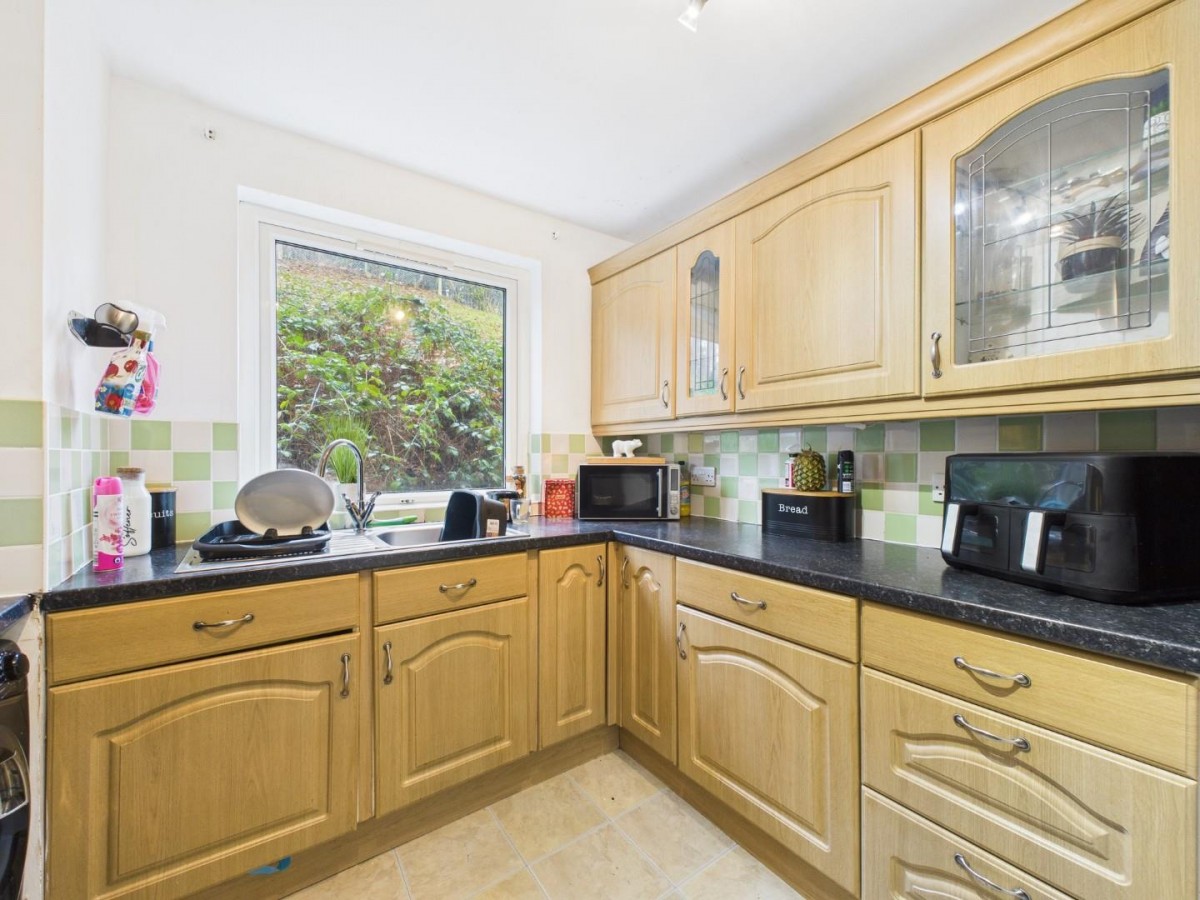 Frizley Gardens, Bradford