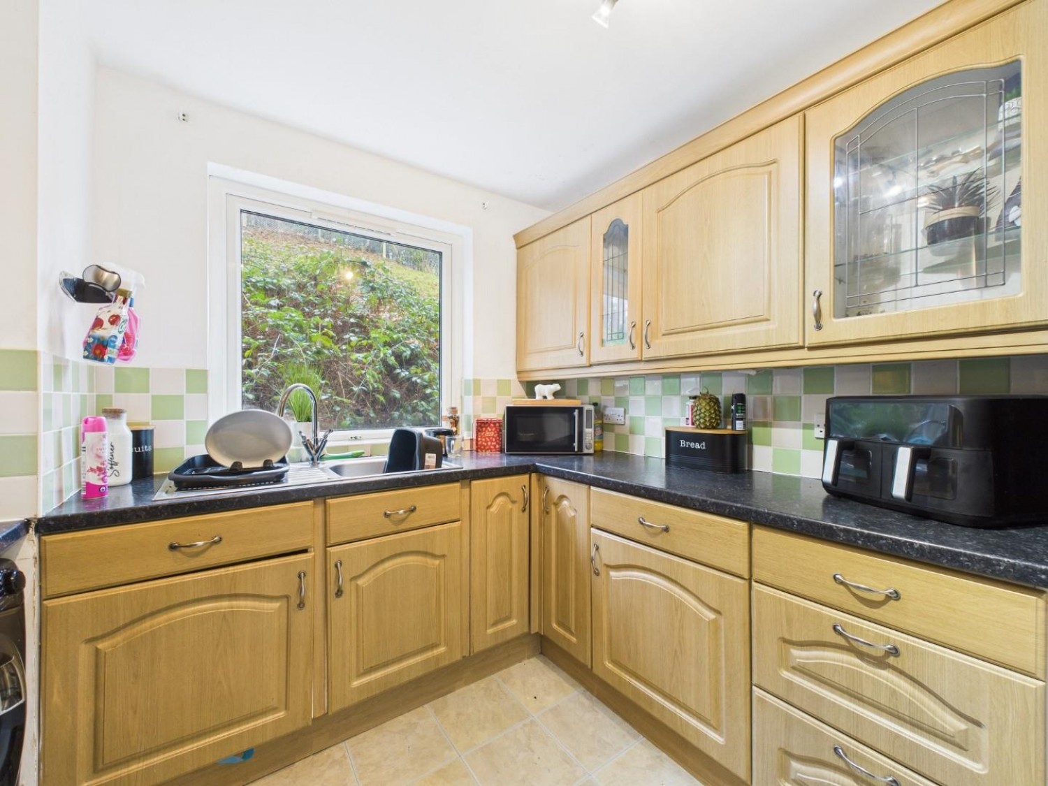 Frizley Gardens, Bradford