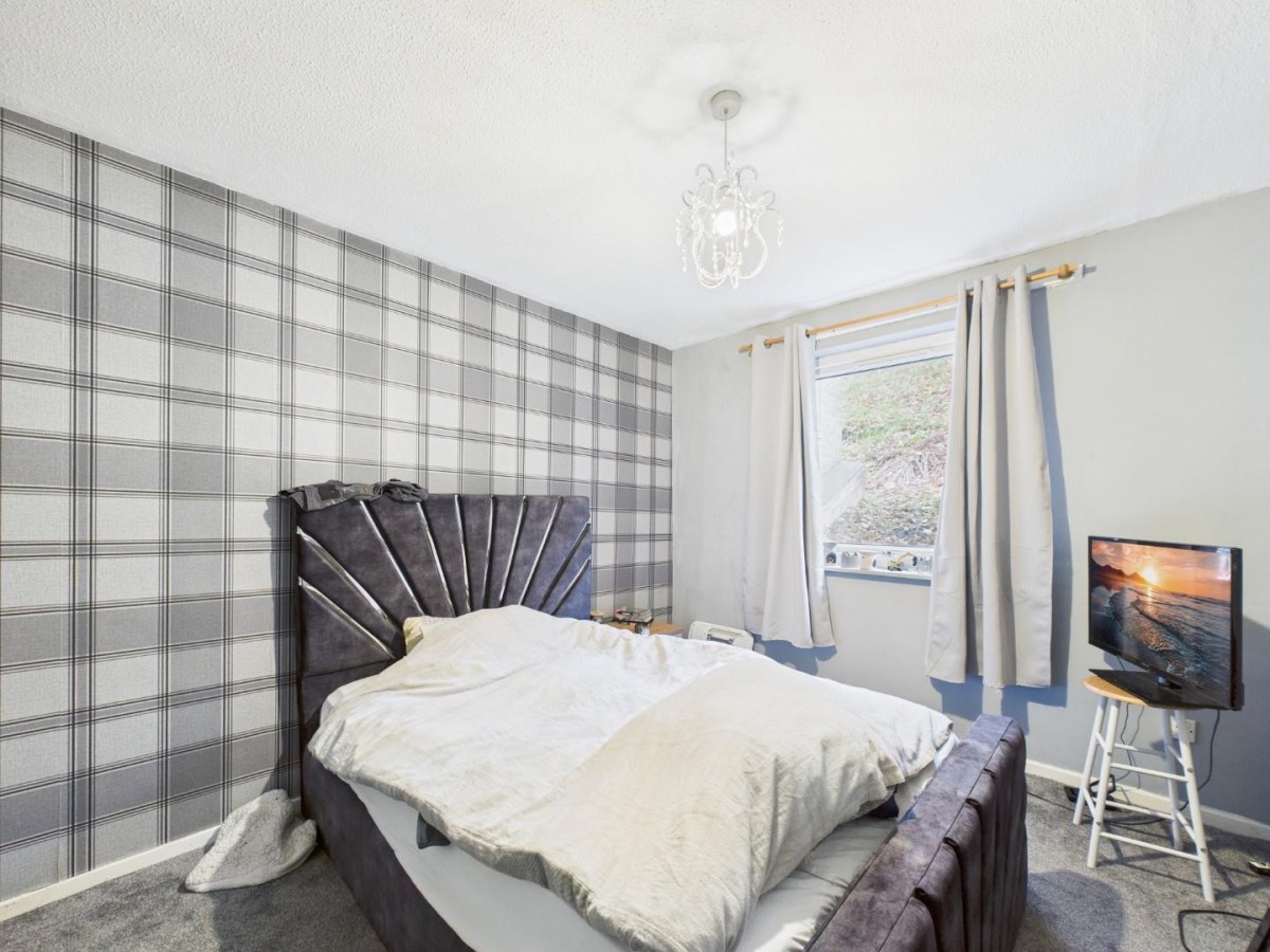 Frizley Gardens, Bradford