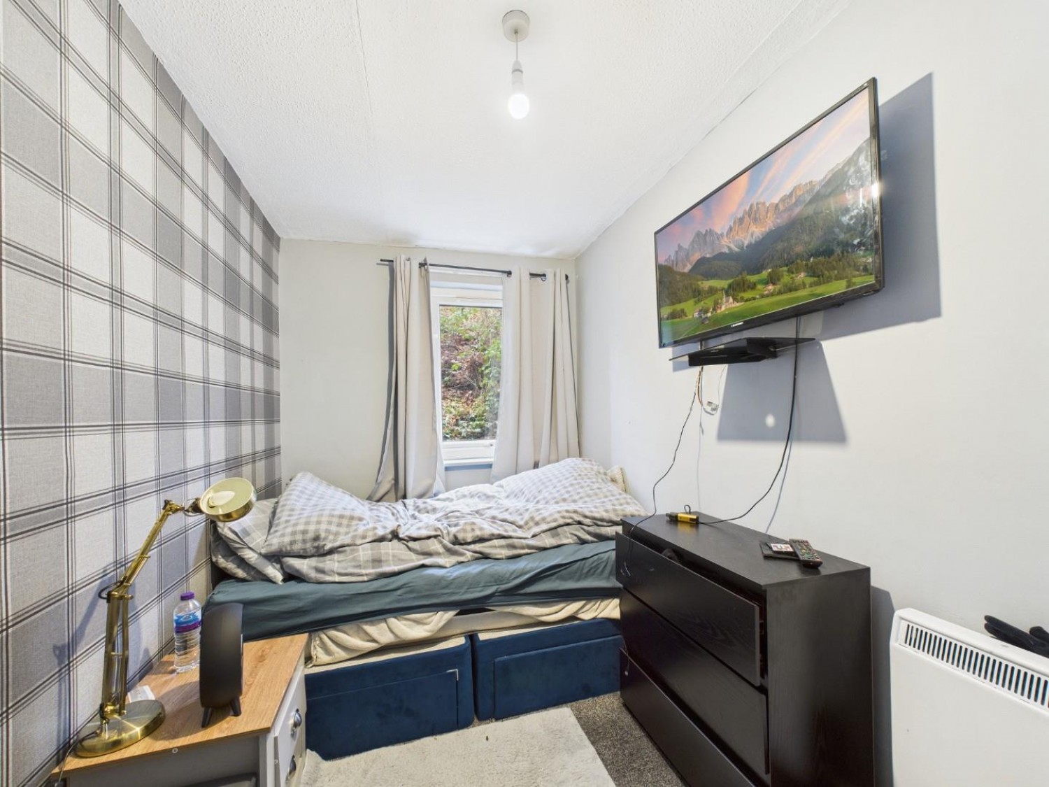 Frizley Gardens, Bradford