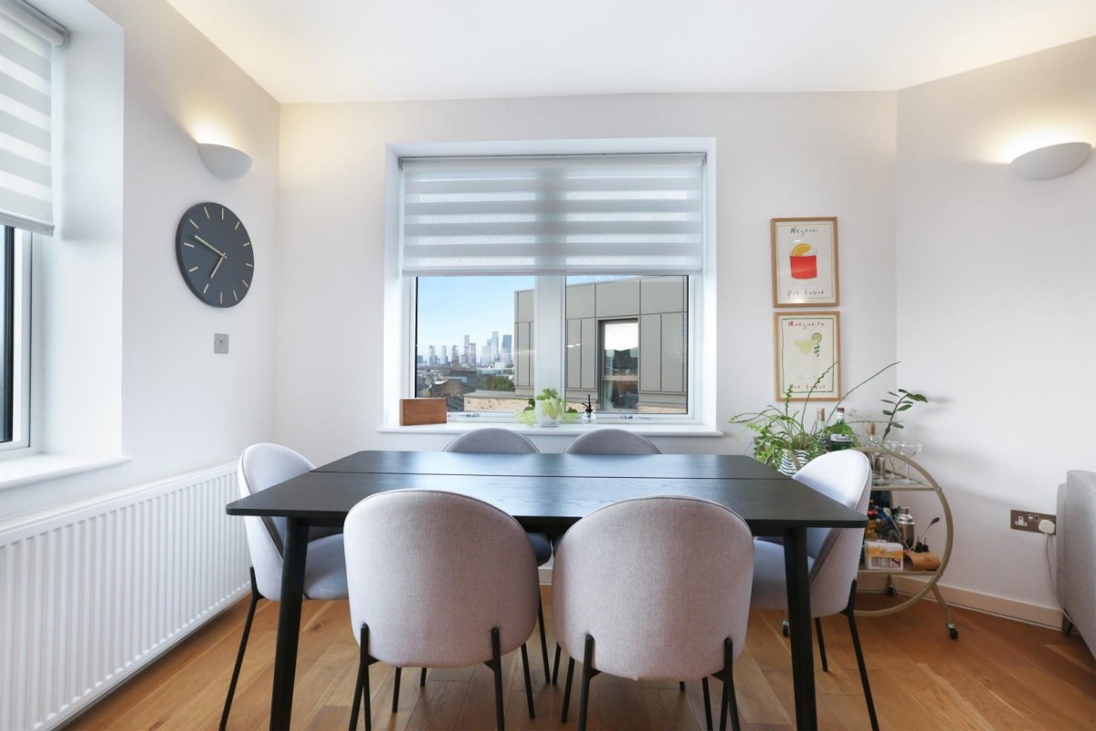 Camberwell New Road. London, SE5