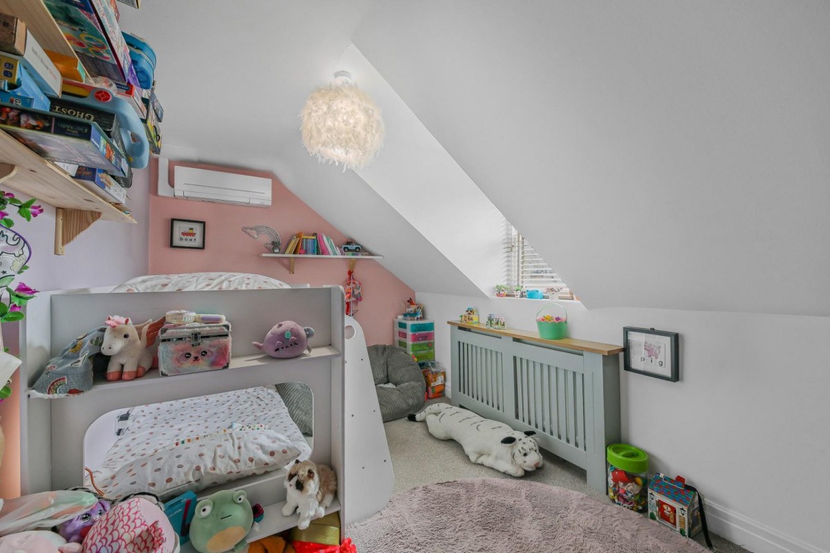 West Bank, London, N16