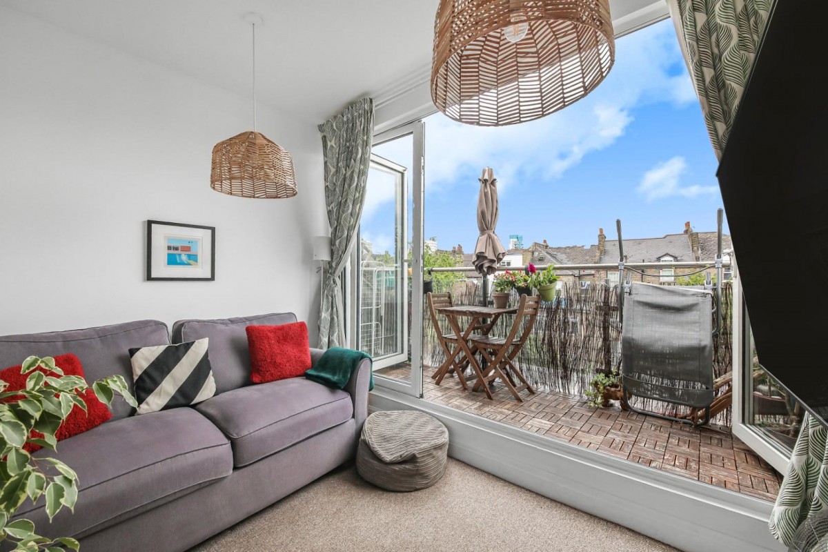 West Bank, London, N16