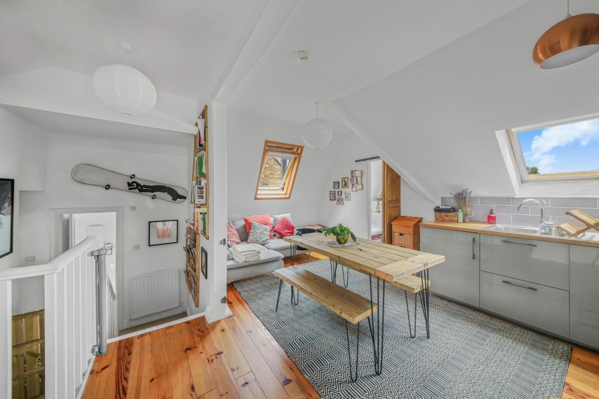 West Bank, London, N16