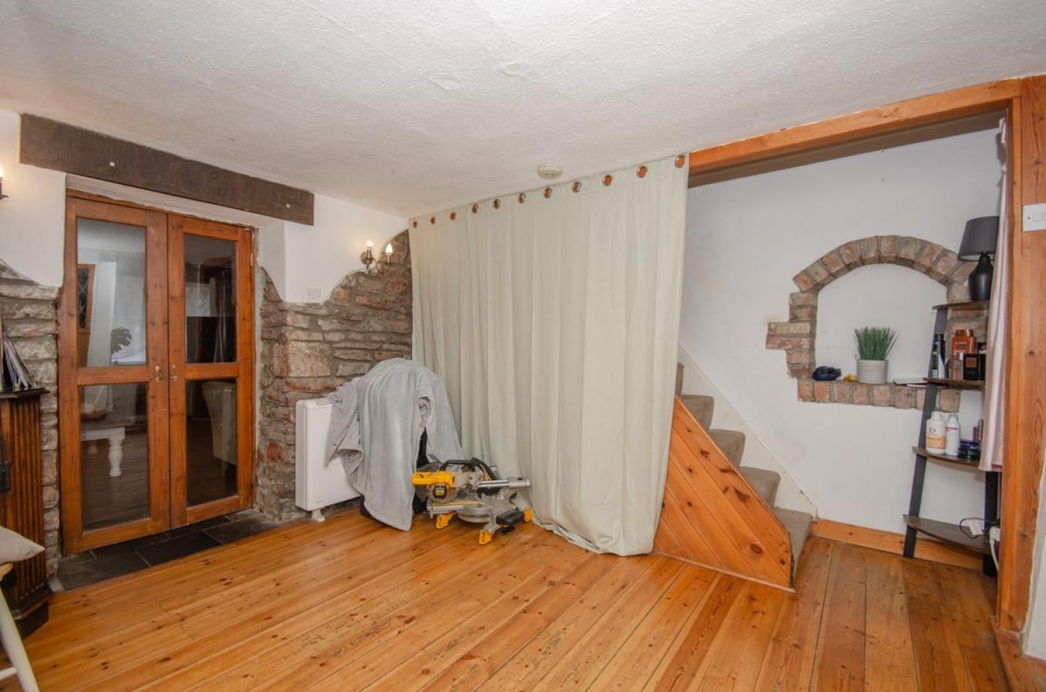 Siston Common, Bristol, BS30 5LP