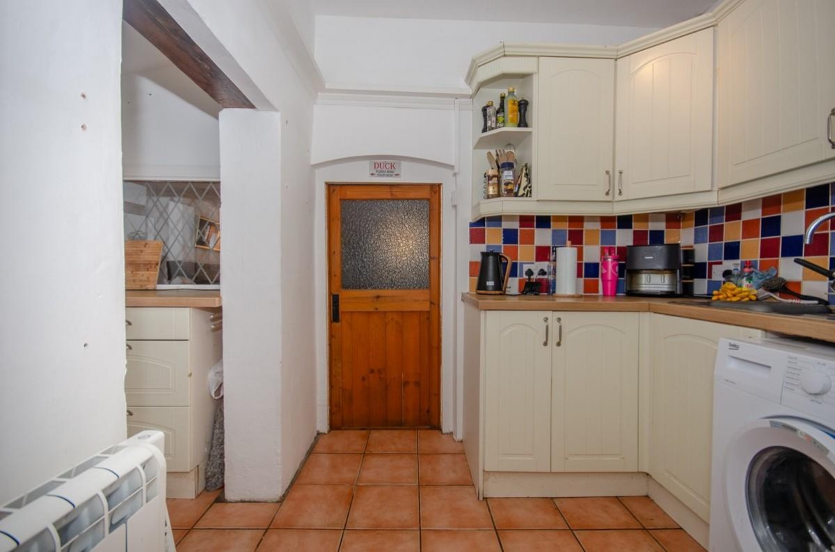 Siston Common, Bristol, BS30 5LP