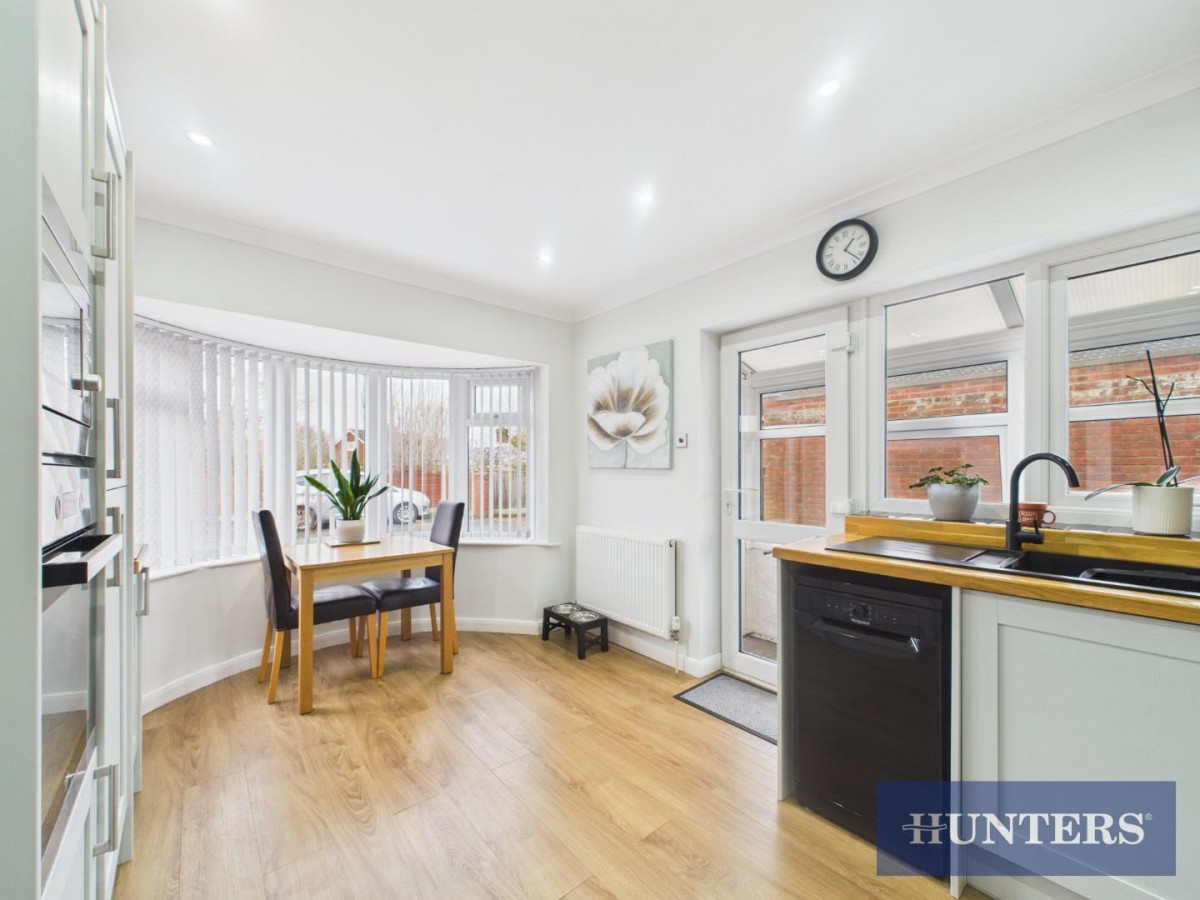 Hollycroft, Barmston, Driffield, YO25 8PP