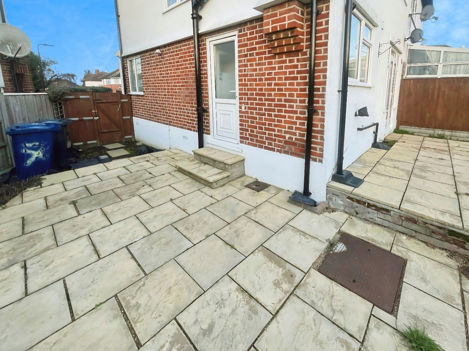 Penn Close, Greenford