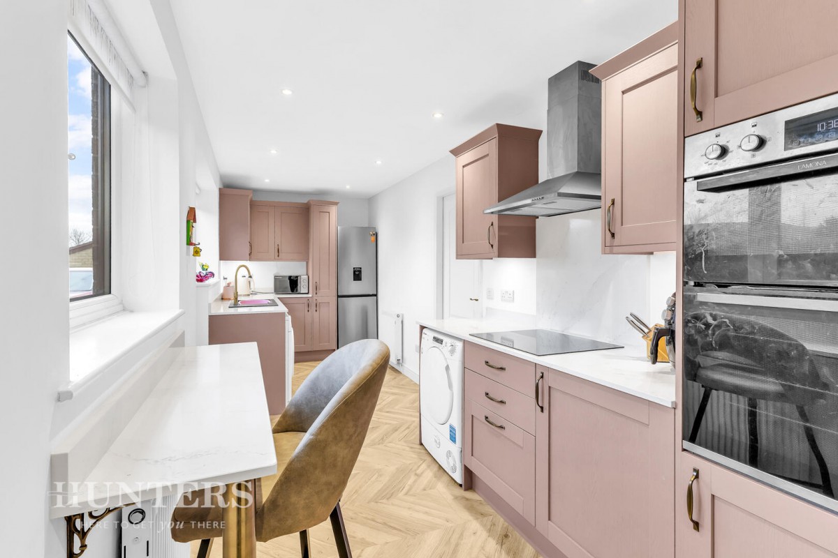 Cornbrook Close, Wardle, OL12 9NN