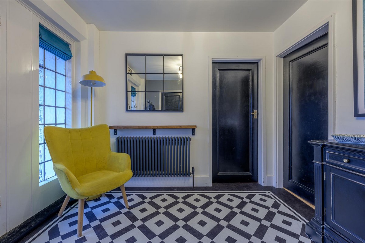 Stream Road, Kingswinford, DY6 9NW